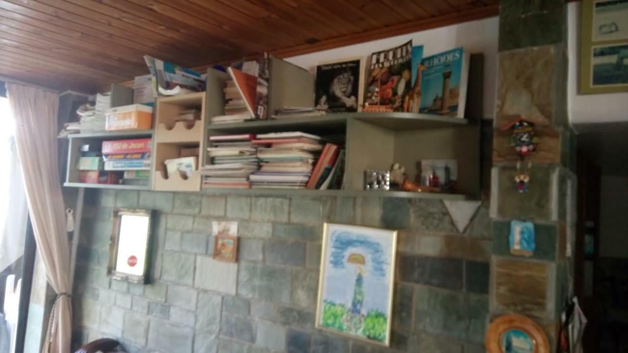 Villa George Néa Mákri Esterno foto